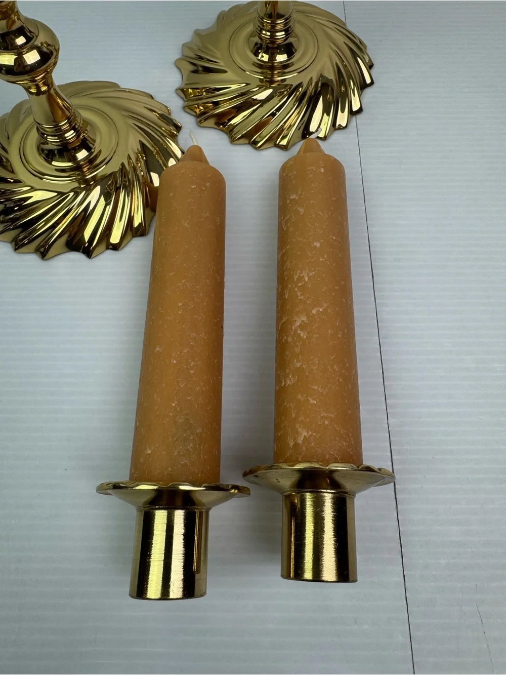 VTG Baldwin Solid Brass Candlesticks Pair Swirl Base Queen Ann USA 9” W/ Inserts